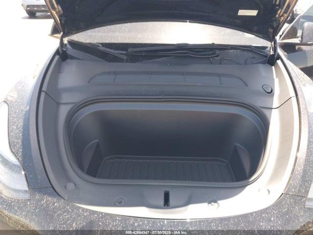 Tesla 2025 2025 7SAYGDED5SA379499 Image 10