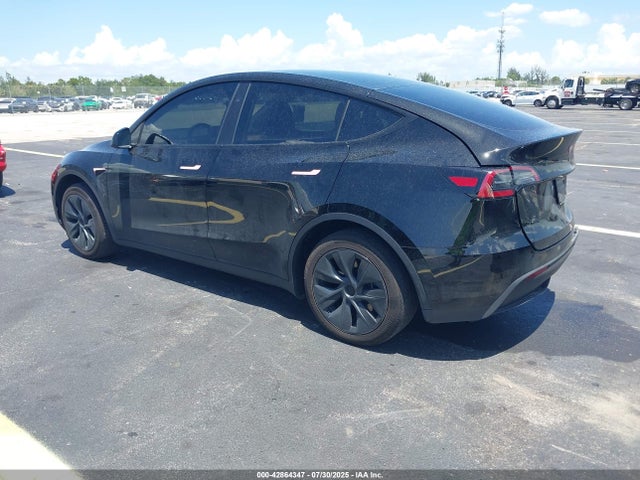 Tesla 2025 2025 7SAYGDED5SA379499 Image 3