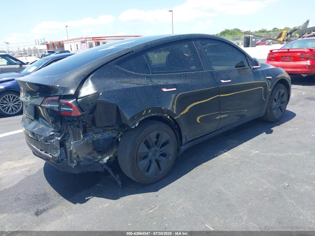 Tesla 2025 2025 7SAYGDED5SA379499 Image 4