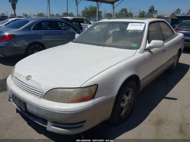 1996 LEXUS ES JT8BF12G0T0155108 Photo 1