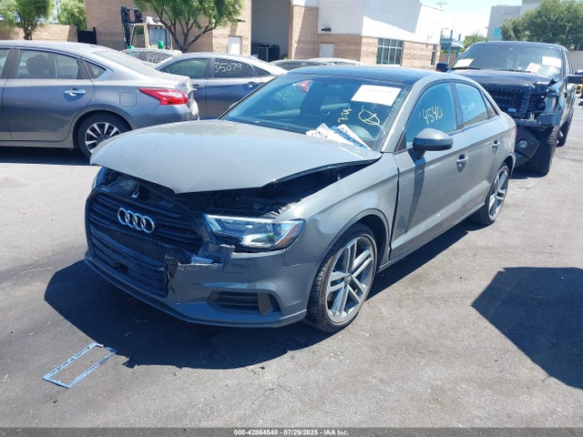 WAUAUGFFXLA099760 Audi A3
