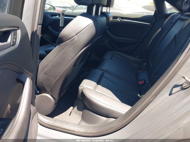 WAUAUGFFXLA099760 Audi A3
