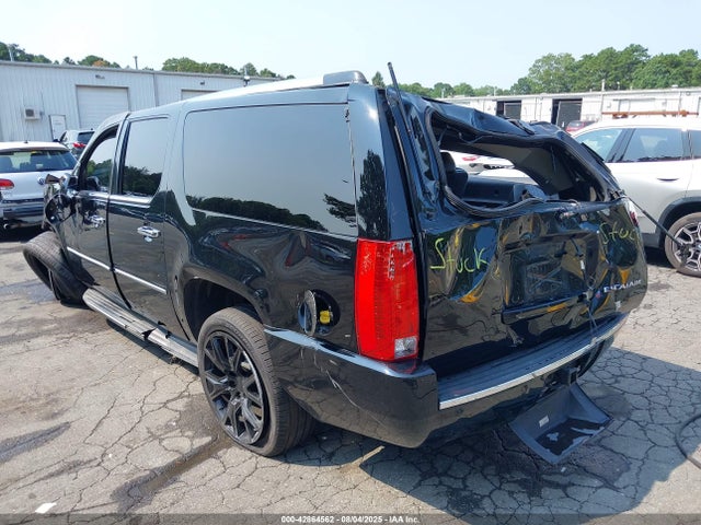2013 CADILLAC ESCALADE ESV 1GYS4HEF1DR358180 Photo 2