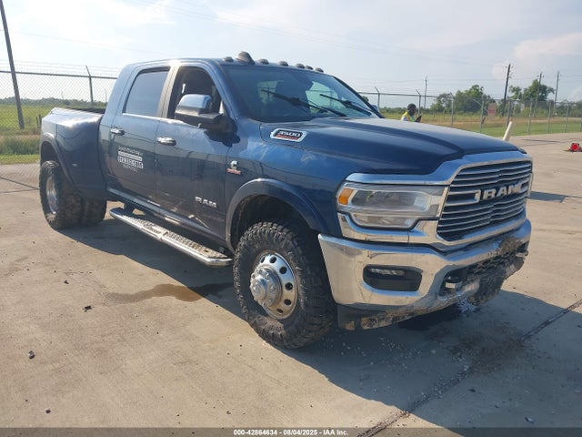 RAM 3500 2022 3C63RRMLXNG364335 Image 2