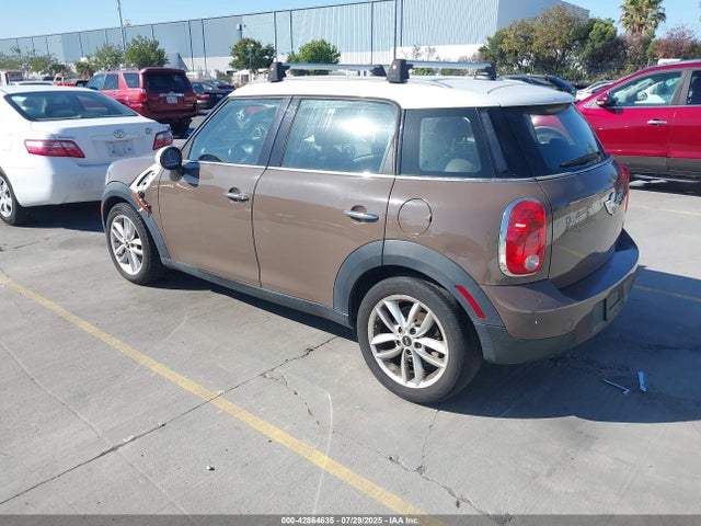 2012 MINI COOPER COUNTRYMAN WMWZB3C51CWM02201 Photo 2
