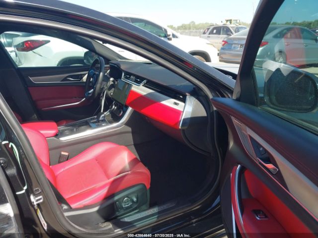 2021 JAGUAR XF SAJBL4GX7MCY89119 Photo 4