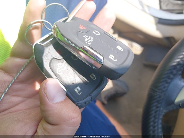 3GTU9FEL7NG167312 GMC l87