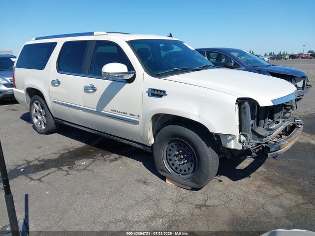 2007 CADILLAC ESCALADE ESV 1GYFK668X7R287321 Photo 0