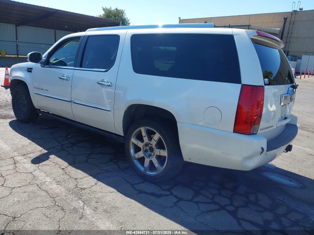 2007 CADILLAC ESCALADE ESV 1GYFK668X7R287321 Photo 2