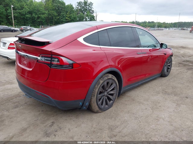 2017 TESLA MODEL X 5YJXCDE25HF052390 Photo 3