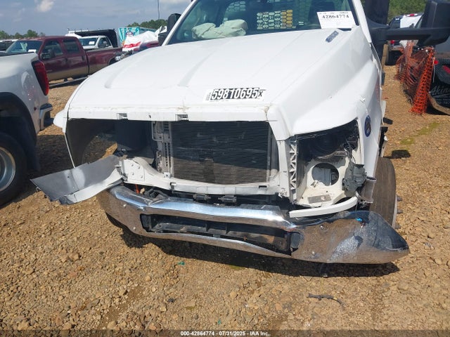 2022 Chevrolet Silverado 4500hd 1wt მანქანა იყიდება აუქციონზე, vin: 1HTKHPVK3NH754848, აუქციონის ნომერი: 42864774