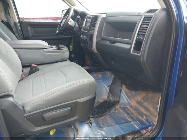 3C6UR5CL3HG679884 RAM 2500
