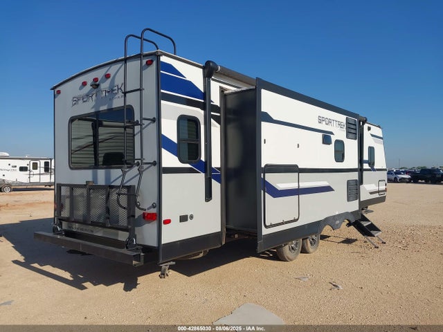 4EZT13123L8044882 Venture 2020