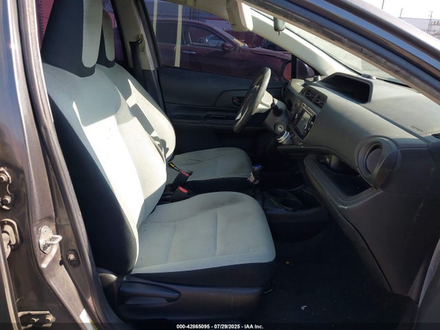 JTDKDTB37G1132974 Toyota 1nz-fxe+1lm