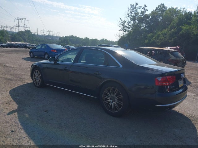 2011 AUDI A8 L WAURVAFD4BN020568 Photo 2