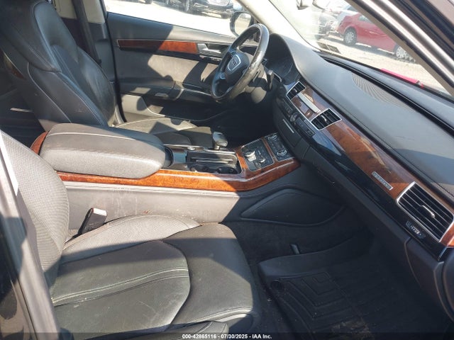 2011 AUDI A8 L WAURVAFD4BN020568 Photo 4
