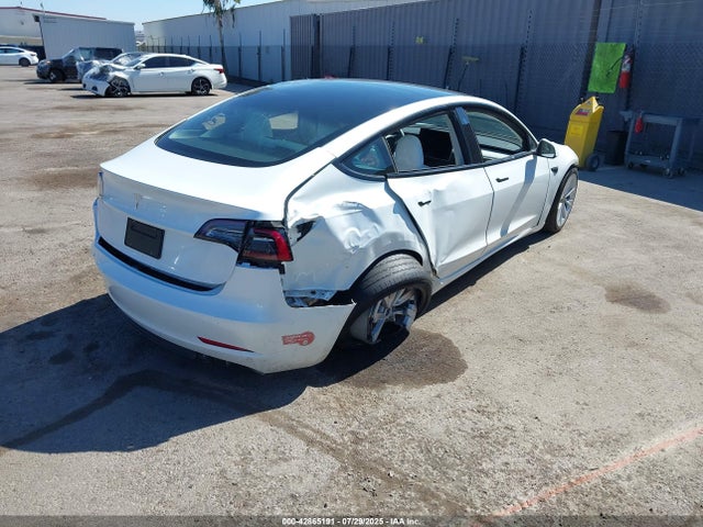 2023 TESLA MODEL 3 5YJ3E1EA7PF551320 Photo 3