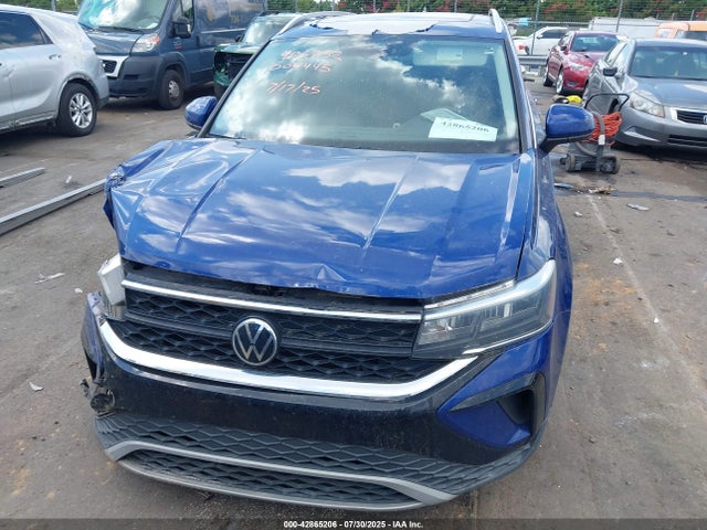 Продаж на аукціоні авто 2022 Volkswagen Taos 1.5t Se, vin: 3VVLX7B24NM004445, номер лоту: 42865206