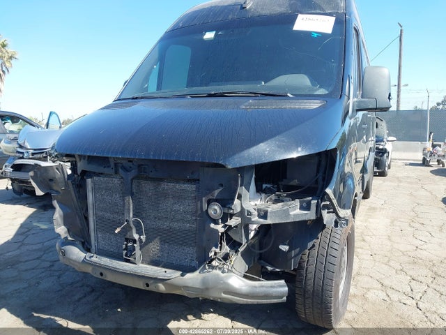 W1Y4NDHY8PT142198 Mercedes Benz Om654