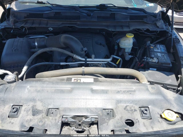 RAM 1500 2017 1C6RR6MT2HS601678 Image 9