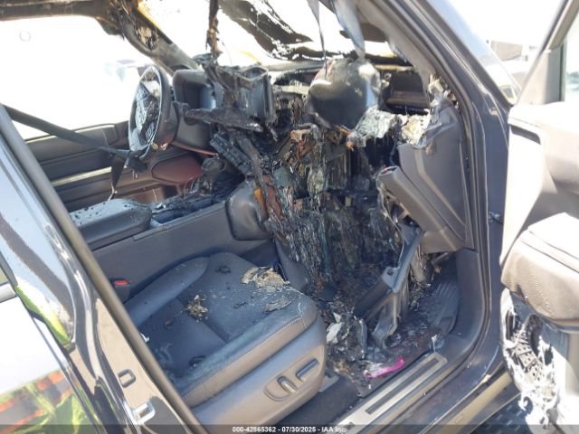 2024 TOYOTA LAND CRUISER JTEABFAJ9R5001863 Photo 5