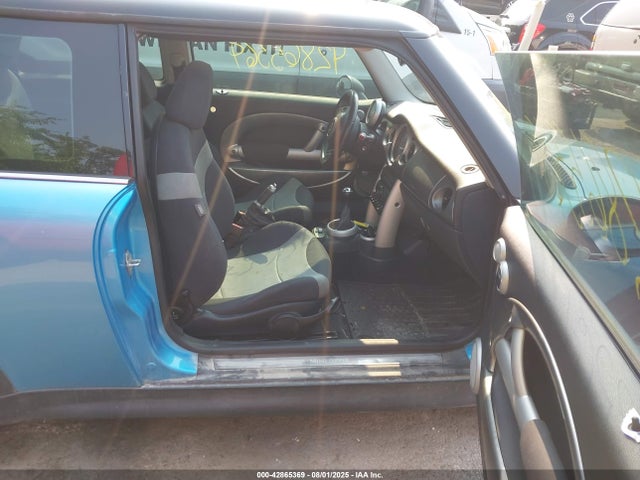 2003 MINI COOPER S WMWRE33473TD70793 Photo 4