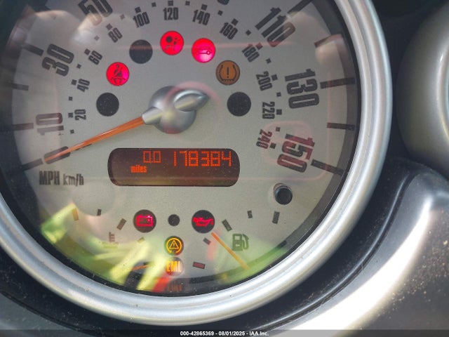 2003 MINI COOPER S WMWRE33473TD70793 Photo 6