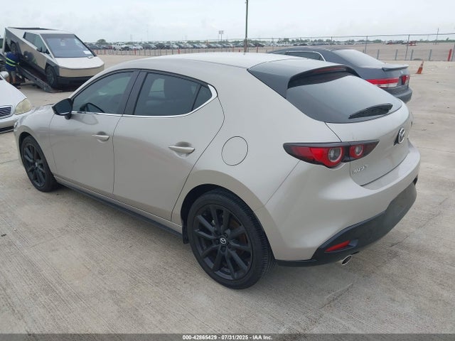 42865429 :رقم المزاد ، JM1BPAKM7S1750762 vin ، 2025 Mazda Mazda3 2.5 S Select Sport مزاد بيع