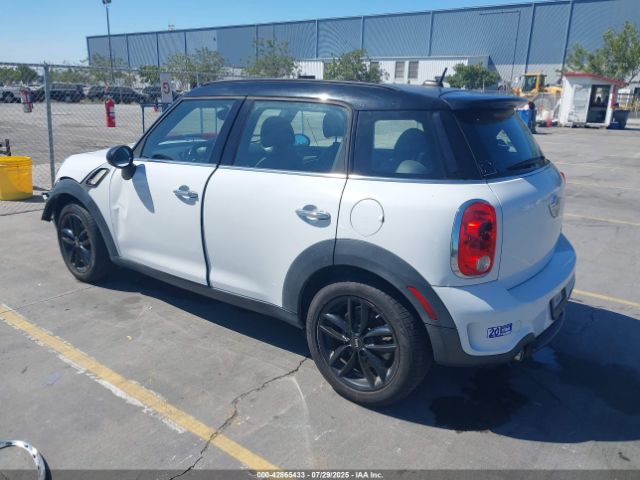 2013 MINI COUNTRYMAN WMWZC3C54DWP22451 Photo 2