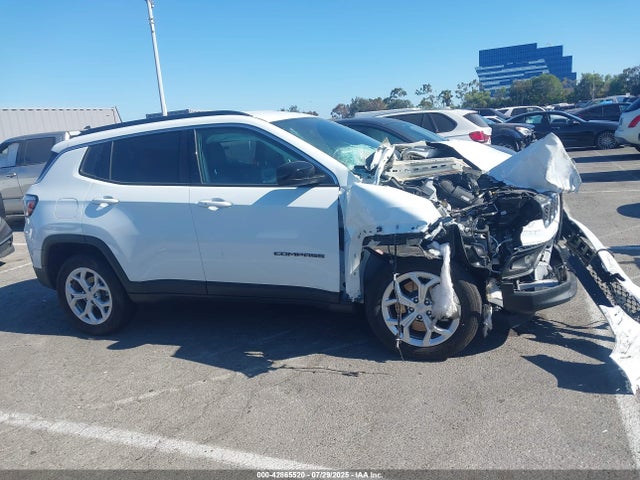 Jeep Compass 2024 3C4NJDBN9RT140731 Image 12