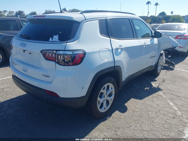 Jeep Compass 2024 3C4NJDBN9RT140731 Image 4