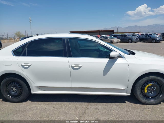 Volkswagen 2015 2015 1VWBT7A37FC029209 Image 14