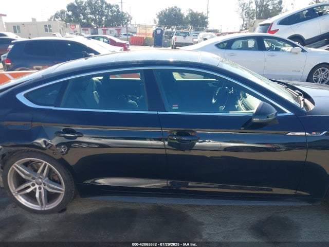 WAUENCF5XJA065975 Audi 2018