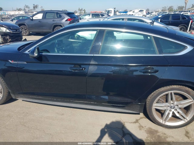 WAUENCF5XJA065975 Audi 2018