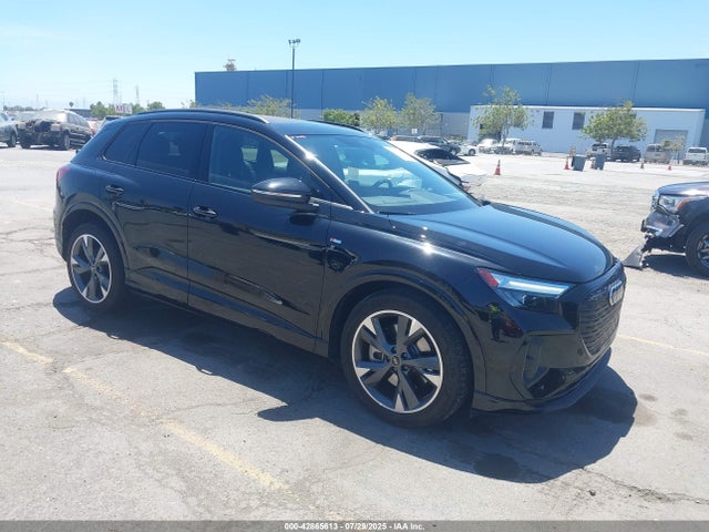 2024 AUDI Q4 E-TRON WA1KUBFZ1RP056123 Photo 0
