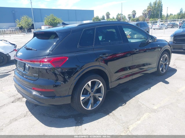 2024 AUDI Q4 E-TRON WA1KUBFZ1RP056123 Photo 3