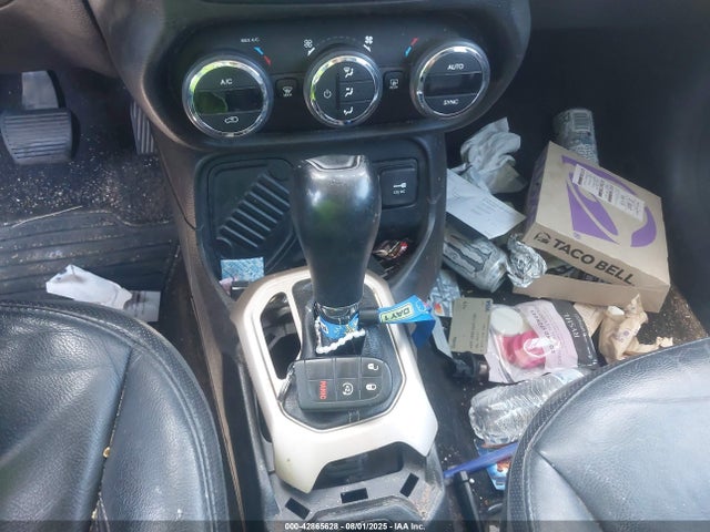 Jeep Renegade 2017 ZACCJADB0HPE48790 Image 11