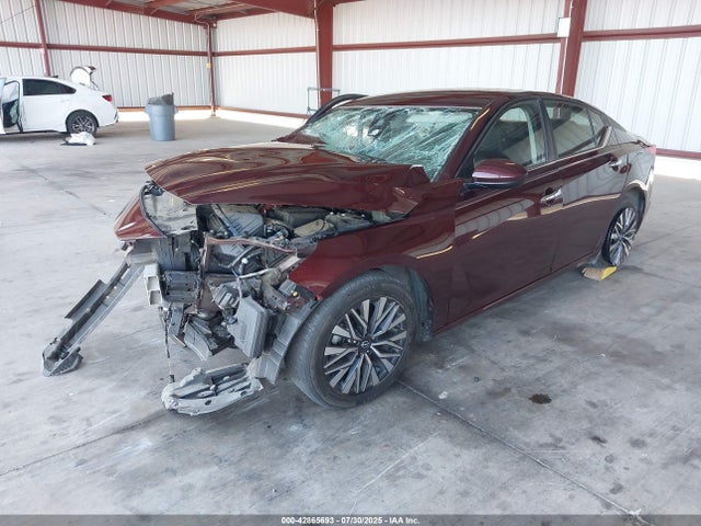 Nissan 2023 2023 1N4BL4DV9PN343843 Image 2
