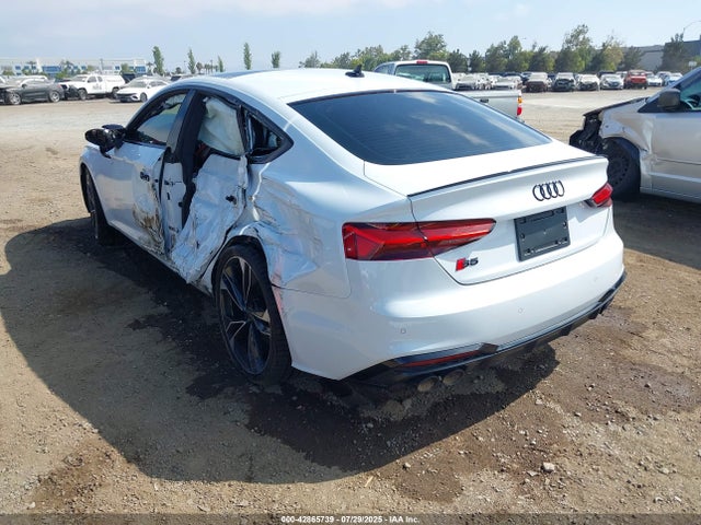 2024 AUDI S5 SPORTBACK WAUB4CF59RA010127 Photo 2