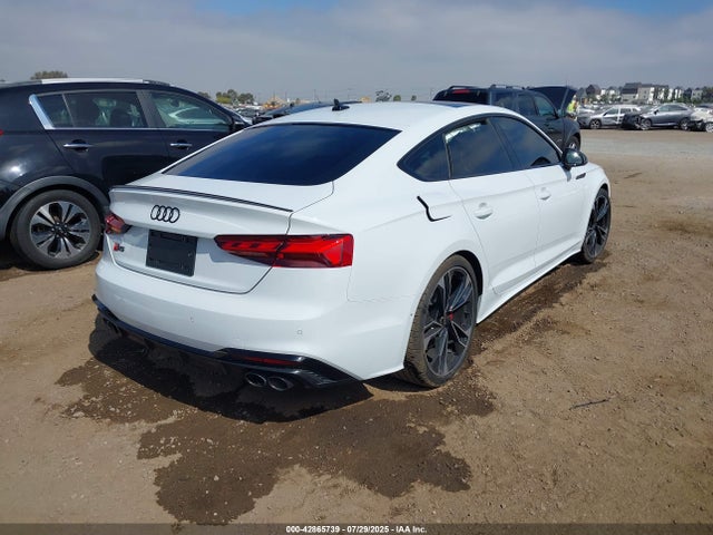 2024 AUDI S5 SPORTBACK WAUB4CF59RA010127 Photo 3