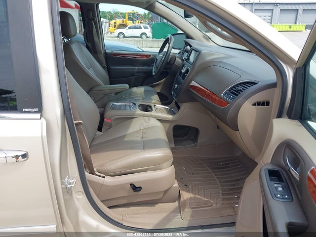 Chrysler 2014 2014 2C4RC1CGXER116008 Image 5