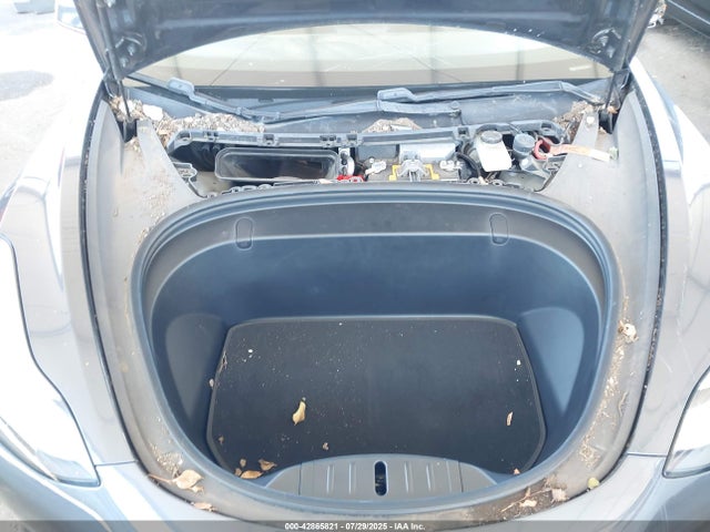 2018 TESLA MODEL 3 5YJ3E1EA6JF101553 Photo 9
