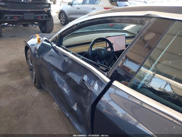 2018 TESLA MODEL 3 5YJ3E1EA6JF101553 Photo 5