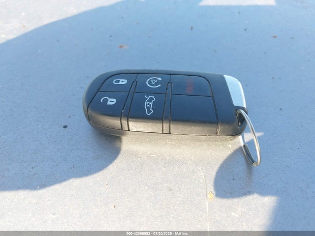 2C3CDXBG4FH776886 Dodge 2015