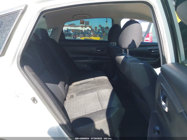 1N4AL3AP3GC140860 Nissan 2016