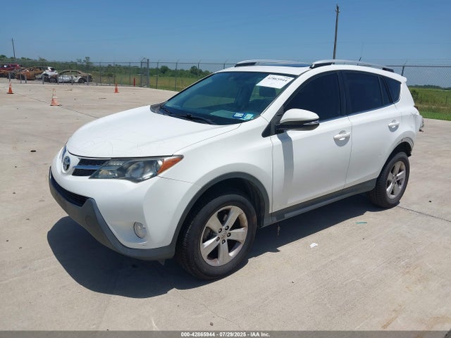 Toyota 2ar-fe 2014 JTMWFREV8EJ011413 Image 2