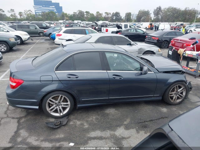 WDDGF4HB4EG254230 Mercedes-Benz 2014