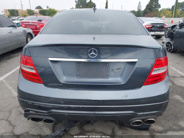 WDDGF4HB4EG254230 Mercedes-Benz 2014