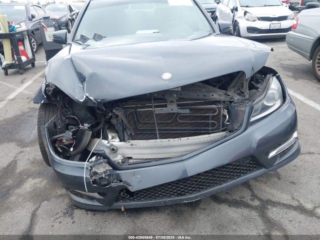 WDDGF4HB4EG254230 Mercedes-Benz 2014