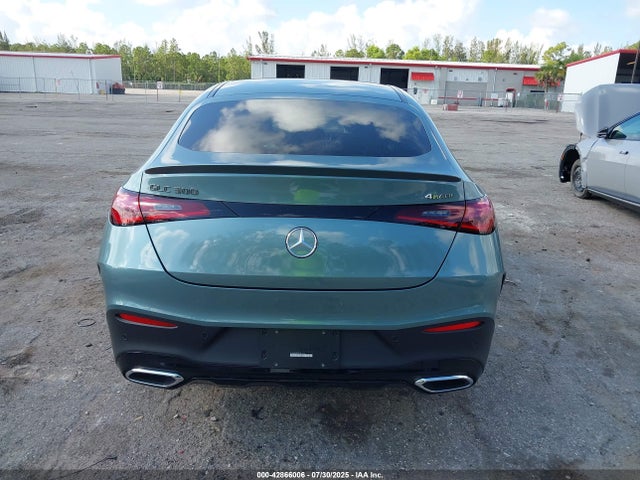 W1NKJ4HB3SF381175 Mercedes-Benz m254